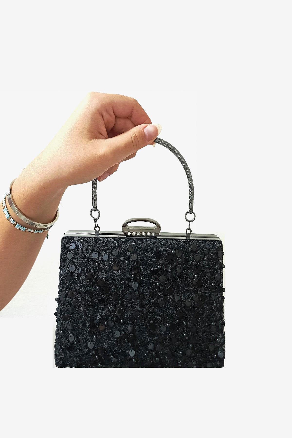 Kadın Siyah Pullu Abiye Çanta